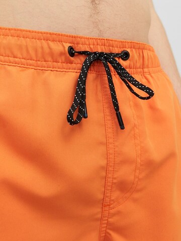 JACK & JONES - Bermudas 'Fiji' en naranja