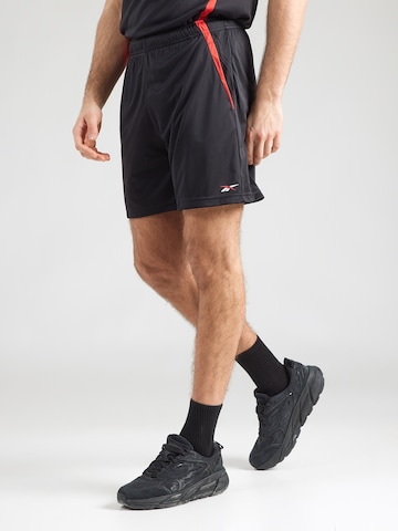 Reebok Štandardný strih Športové nohavice - Čierna: predná strana