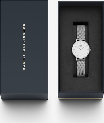 Daniel Wellington Analoginen kello 'Petite 28 Sterling DW00100220' värissä hopea