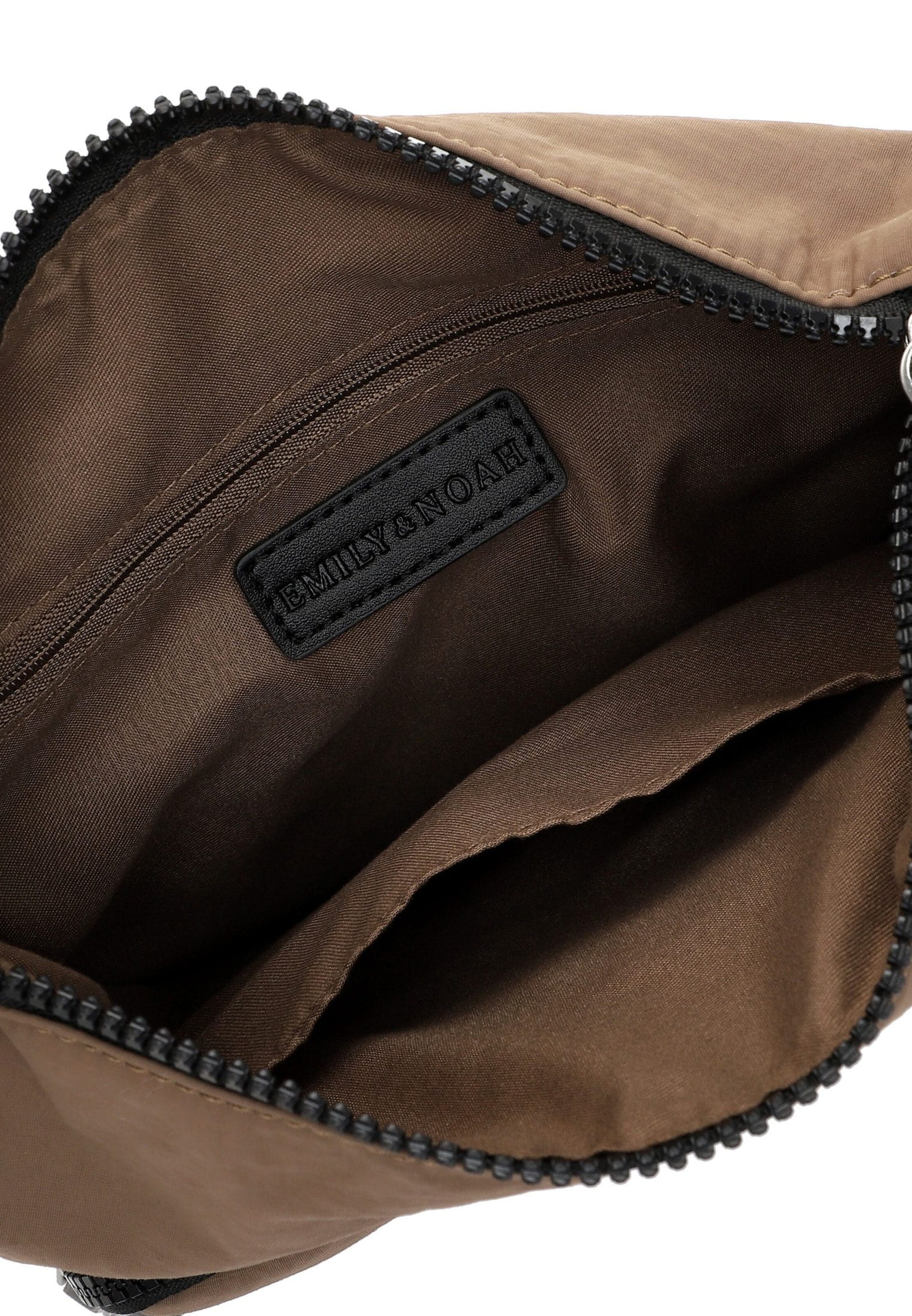 Emily & Noah Schoudertas ' E&N Hazel ' in Bruin