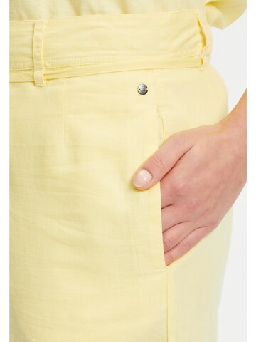 Betty & Co Loose fit Pants in Yellow