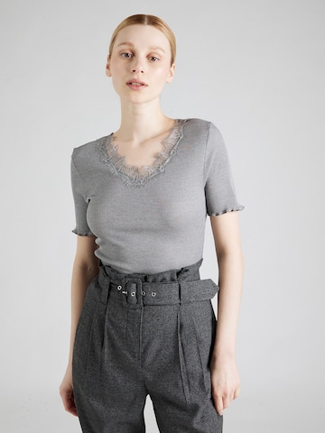 SAINT TROPEZ Shirt 'Maya' in Grey: front