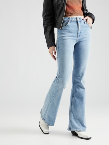 BDG Urban Outfitters Flared Jeans in Blue: front