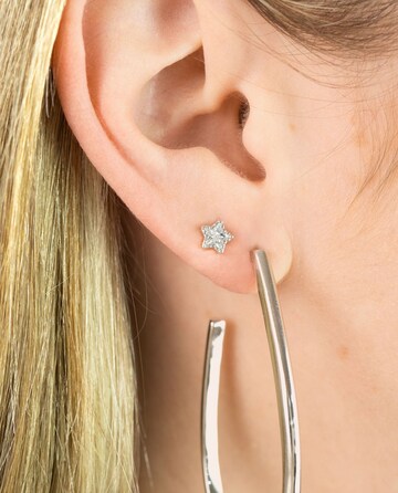 THE-ARE Piercings in Silver: front