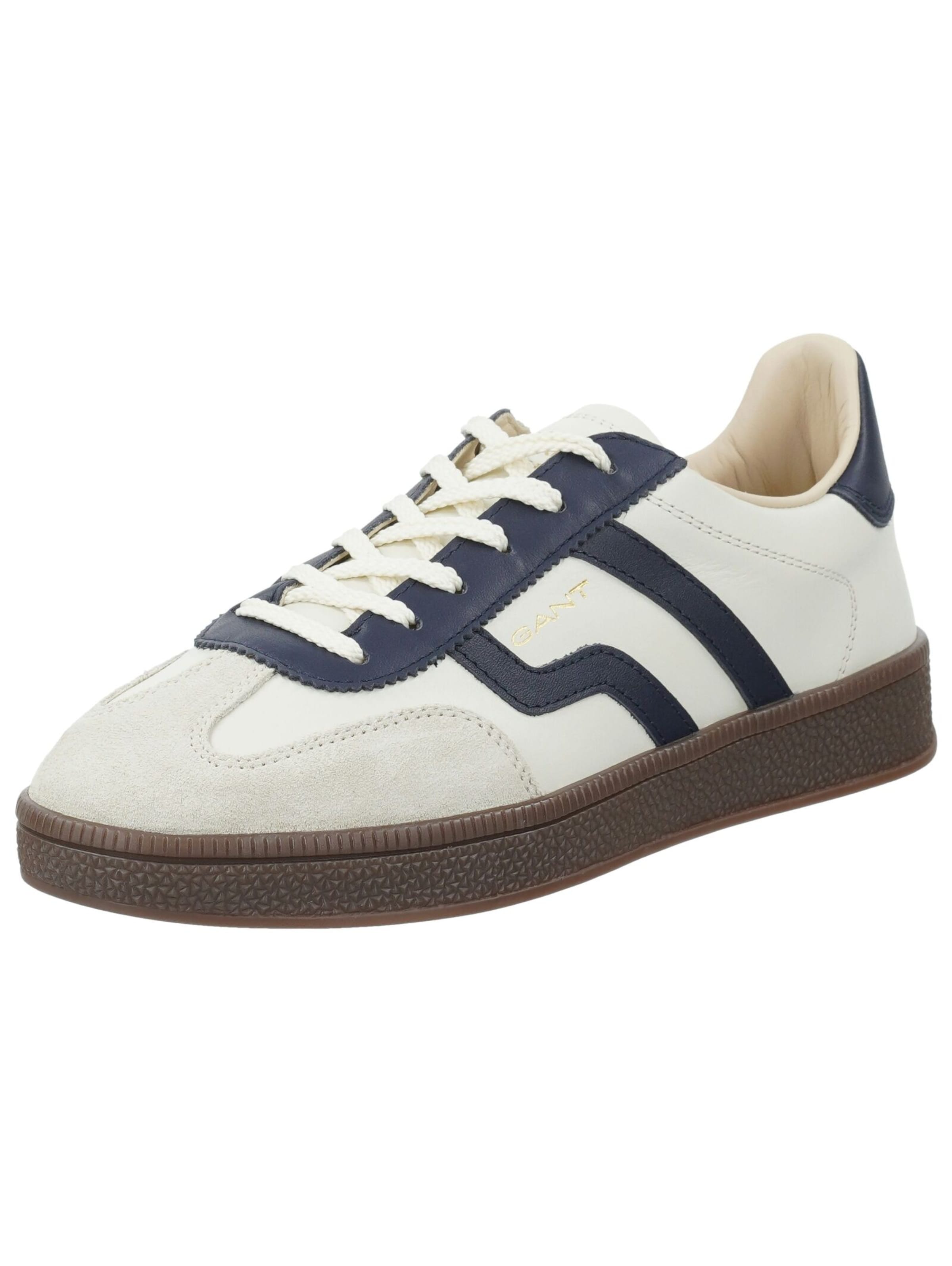 Baskets basses GANT en blanc : devant