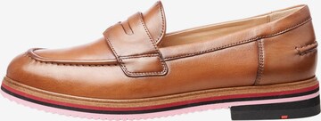 LLOYD Classic Flats in Brown: front