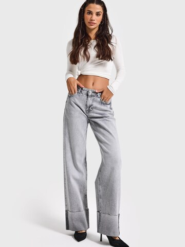 IT'S BASIC Regular Jeans 'Straight Mid Rise Jeans' in Grijs