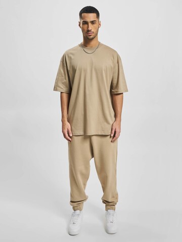 DEF Tapered Hose in Beige