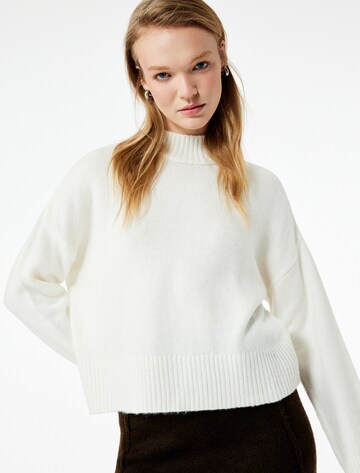 Koton Pullover in Weiß: Vorderseite