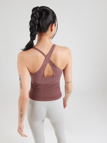 ICANIWILL Urheilutoppi värissä ruskea