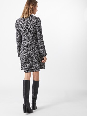VERO MODA Ruha 'Niume' - fekete