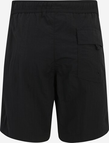 Champion Authentic Athletic Apparel Badeshorts in Schwarz