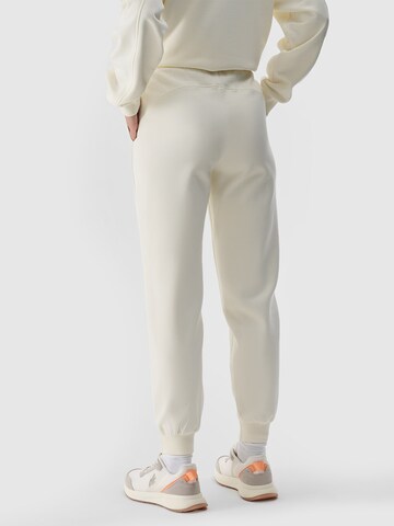4F Конический (Tapered) Спортивные штаны в Белый