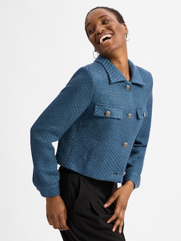 MORE & MORE Between-Season Jacket in Blue: front