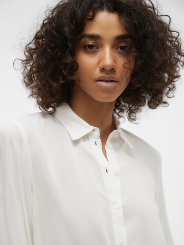 VERO MODA Blouse 'BUMPY' in Wit