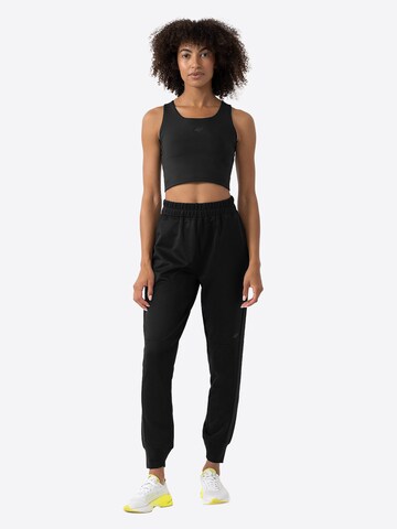 Regular Pantalon de sport 4F en noir