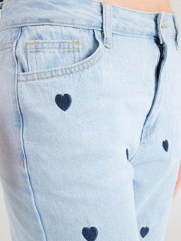 ABOUT YOU Štandardný strih Džínsy 'Celia' - Modrá