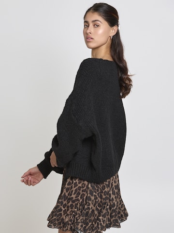 Lilavie Strickjacke ' Miaa ' in Schwarz