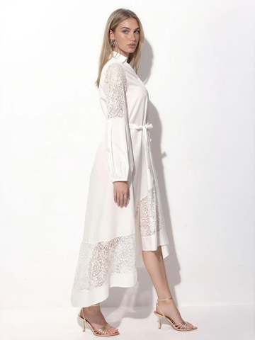 Robe-chemise MSN Collection en blanc