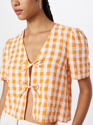 Monki Blouse in Orange