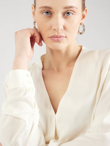 Camicia da donna 'Adienna' di MSCH COPENHAGEN in beige