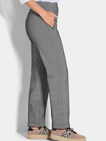 Regular Pantalon à plis 'Carla' Goldner en noir