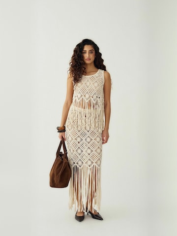 Top ' N-Myrah ' di Noella in beige