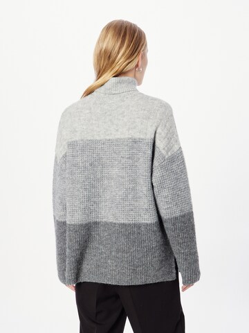 Pull-over 'CALINE' minimum en gris