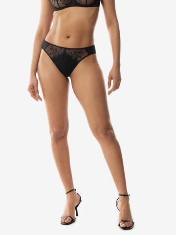 Mey Thong in Black: front