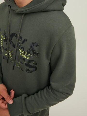 JACK & JONES Sweatshirt 'TECH' in Groen