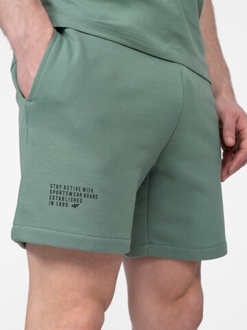 4F Sports trousers 'SKMD015' in Green: front