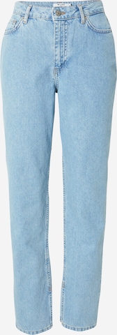 NA-KD Regular Jeans in Blue: front