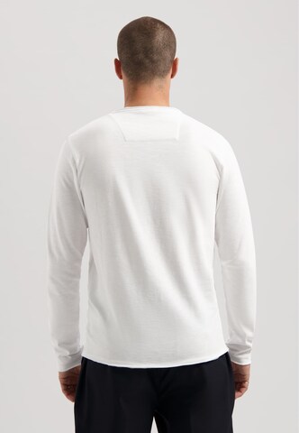 Dstrezzed Sweater in White