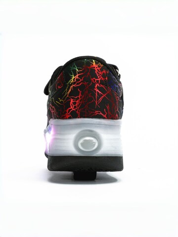 HUSKSWARE Inline and Roller Skates in Black