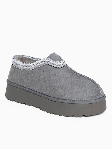 Stivale 'ILDEN' di Island Boot in grigio