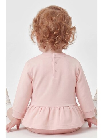 GUESS Set in Pink