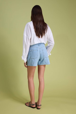 Trendyol Loosefit Bandplooi jeans in Blauw