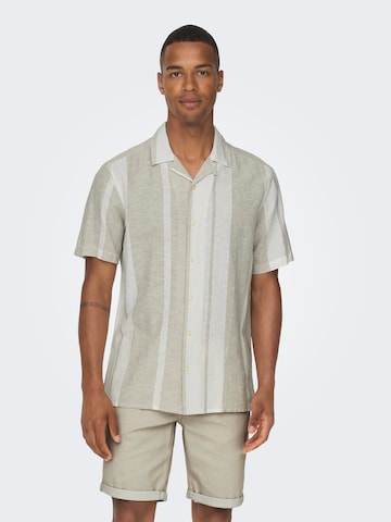 Coupe regular Chemise 'Caiden' Only & Sons en vert : devant