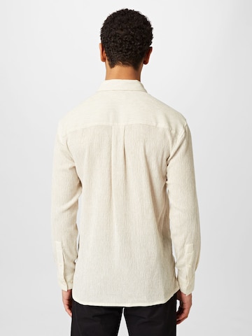 Coupe regular Chemise Soulland en blanc