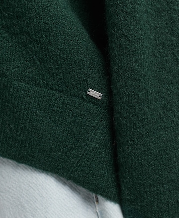 Superdry Pullover in Grün