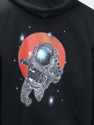 Empire-Thirteen Sweater in Black