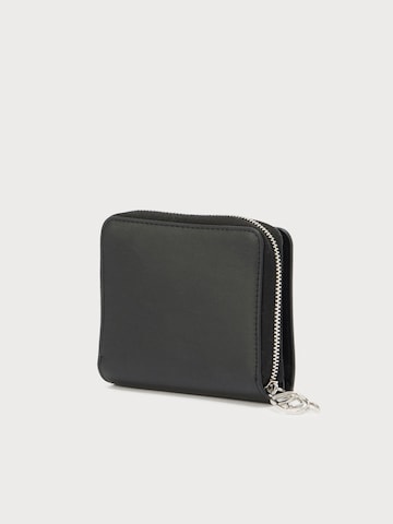 Karl Lagerfeld Wallet 'IKON' in Black