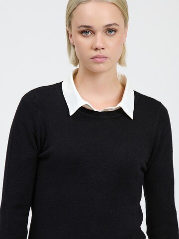 Influencer Sweater in Black