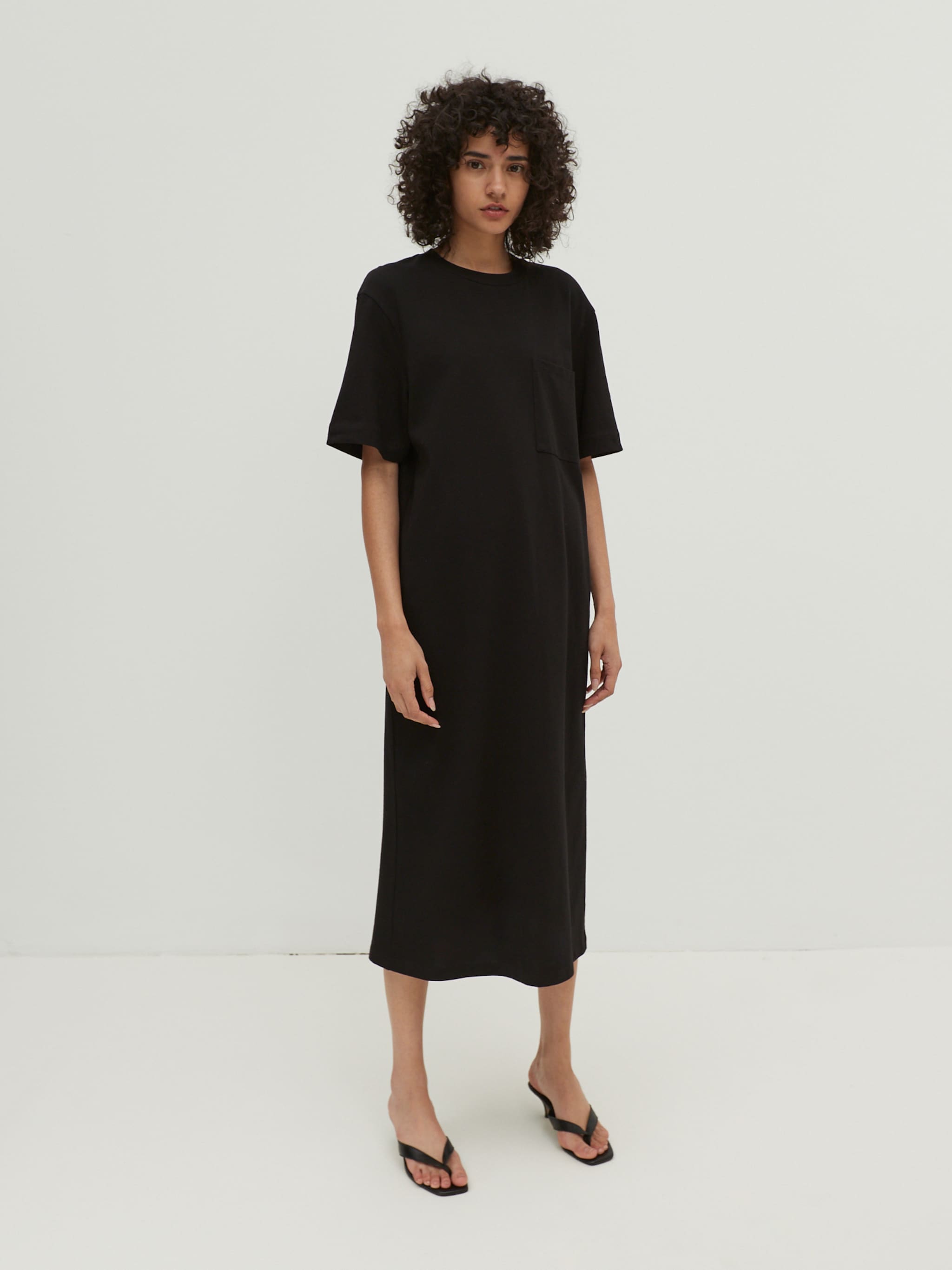 EDITED Produits Robe 'Zuri' noir