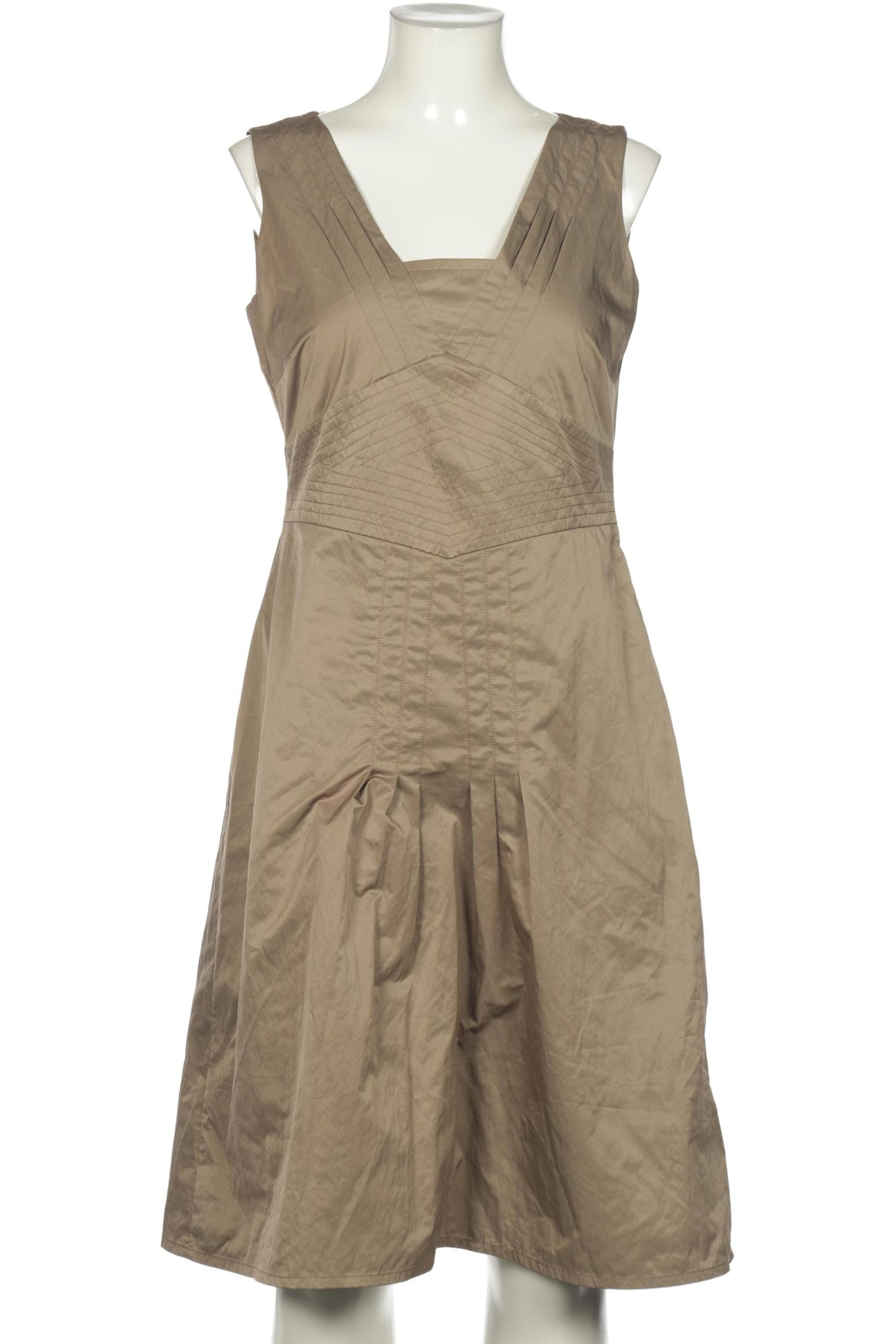 apriori Dress in M in Beige: front