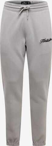 Tapered Pantaloni di HOLLISTER in grigio: frontale