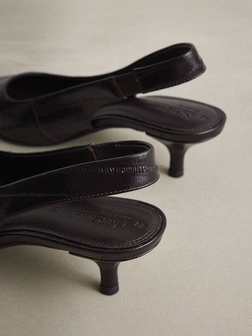 Next - Zapatos destalonado 'N.Premium' en rojo