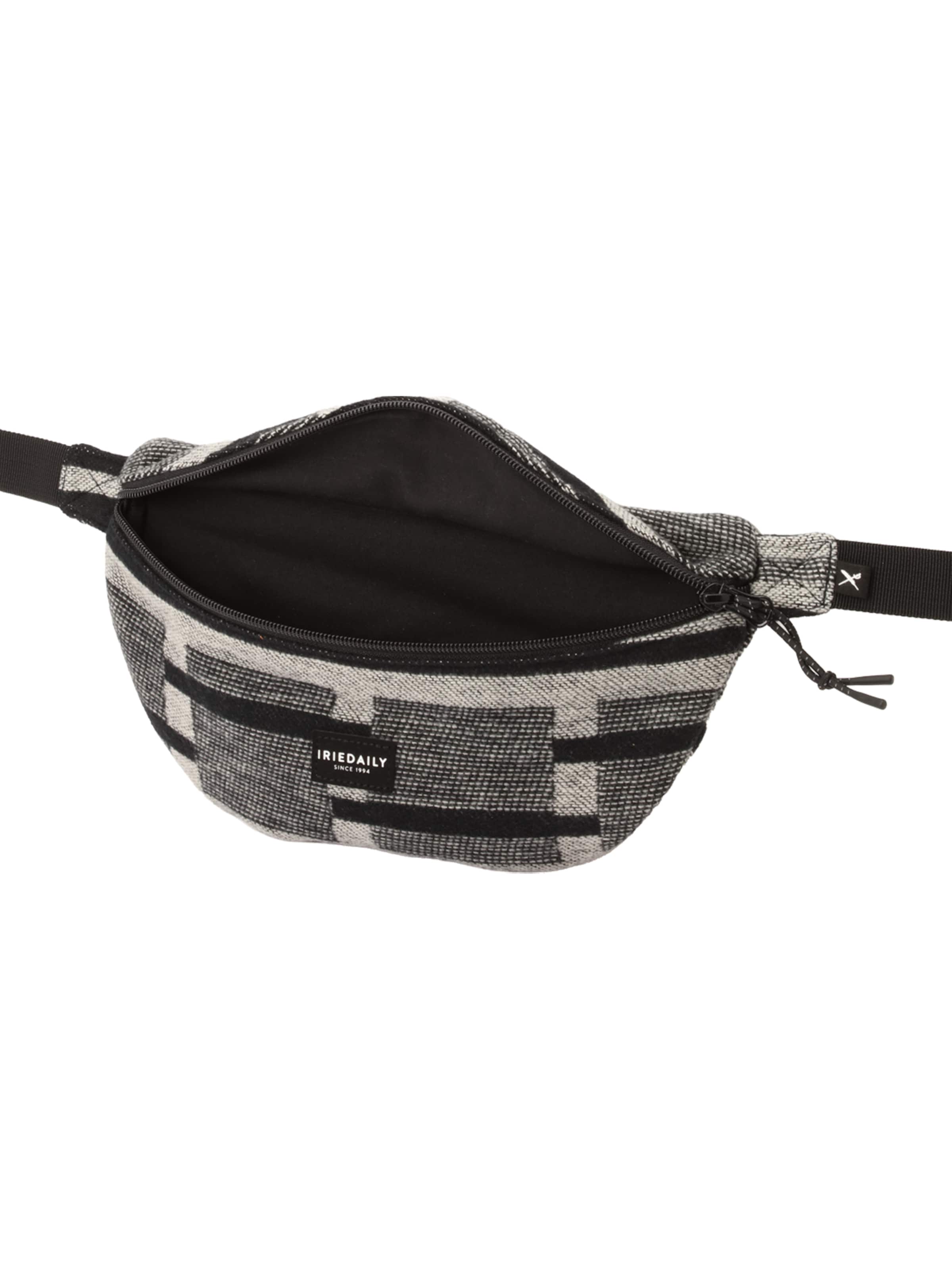 Marsupio 'Santania' di Iriedaily in nero