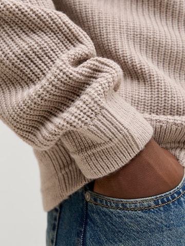 JACK & JONES Плетена жилетка 'JJCONNOR' в сиво