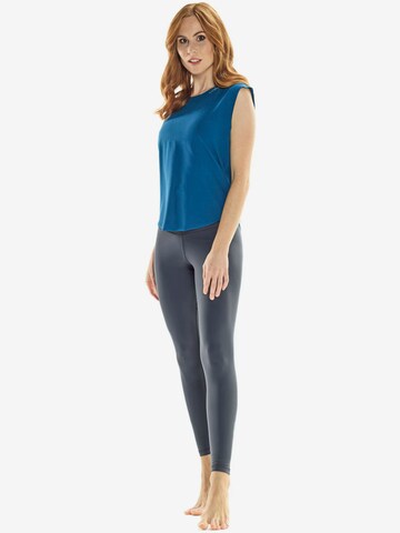 Winshape Skinny Workout Pants 'HWL112C' in Grey